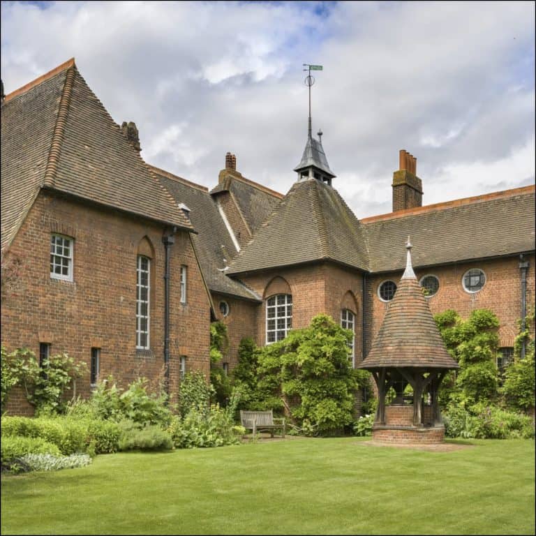 The red house