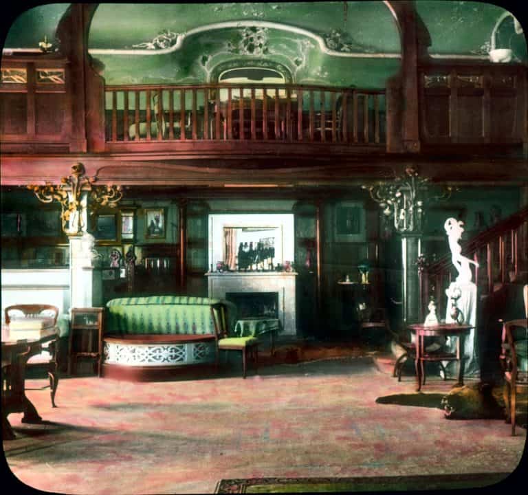 Pushkin (Tsarskoe Selo). Alexander Palace: interior, Maple Room (by architect Roman Mel'tser, 1902)
View in tinted lantern slide, ca. 1931. The palace, by architect Giacomo Quarenghi, was built 1792-1796. Parts were remodeled in the Jugendstil style by Roman Mel'tser, ca. 1902.