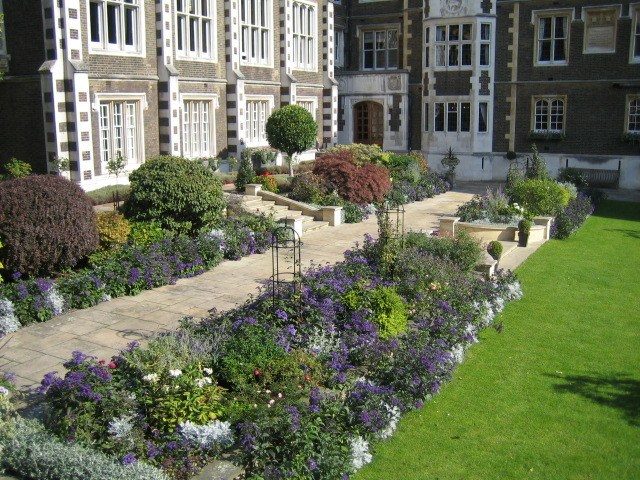 Middle Temple Garden