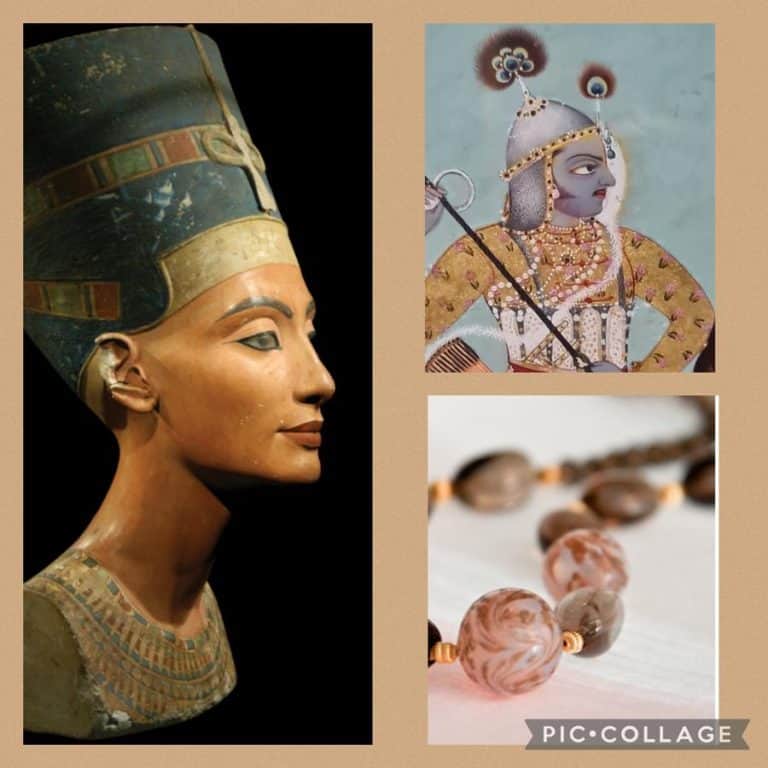Women necklaces through history