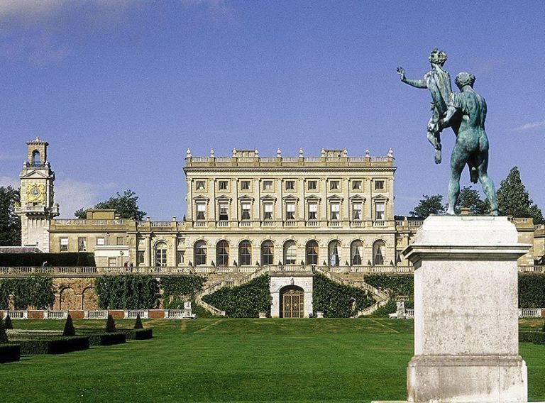 cliveden-statue-and-parterre